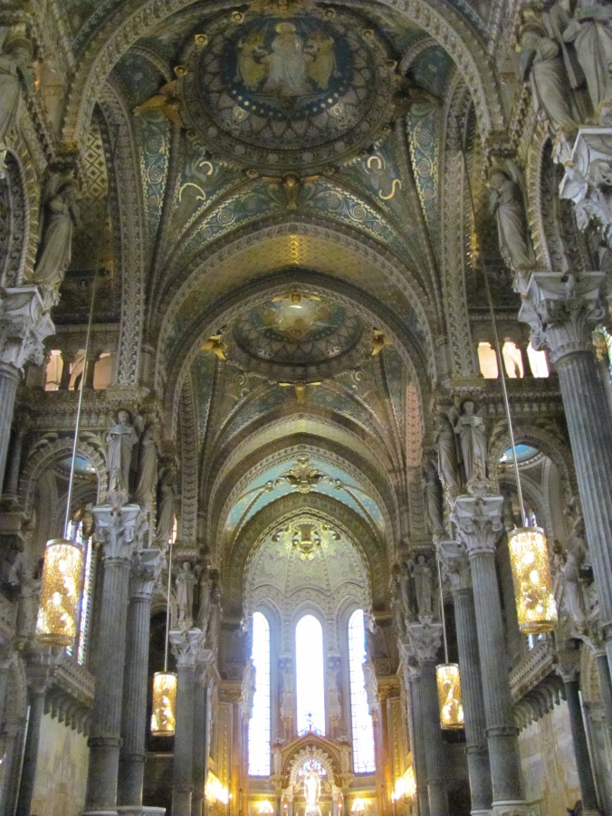 Lyon Basilica inside